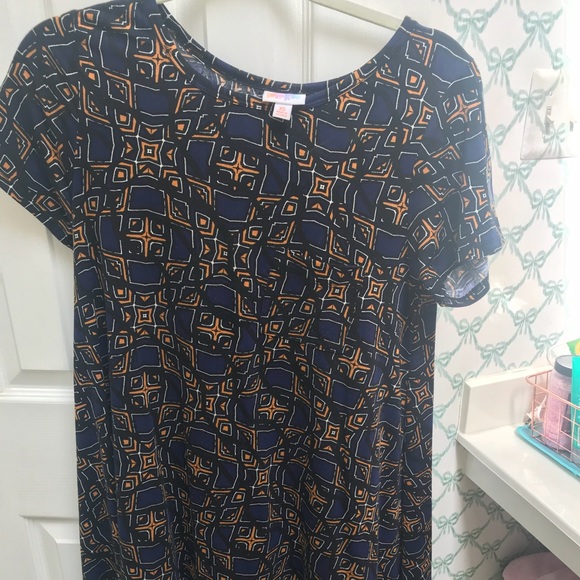 XS LuLaRoe Carly - Picture 1 of 2